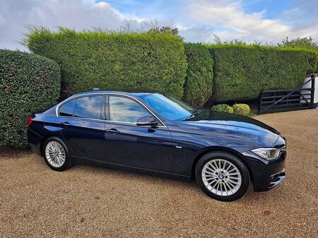 BMW 3 SERIES 2.0 320i Luxury Auto Euro 6 (s/s) 4dr