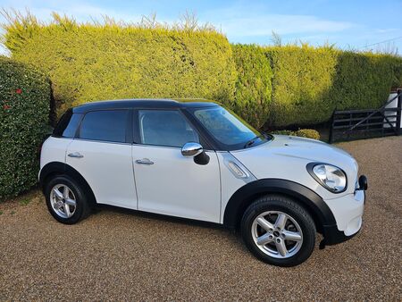 MINI COUNTRYMAN 1.6 Cooper Auto Euro 6 5dr