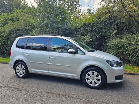 VOLKSWAGEN TOURAN 1.4 TSI SE DSG Euro 5 5dr